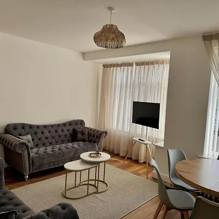 Modern Entire Home,Parking,Contractors,Sleep 6 Сasa de vacaciones Bristol