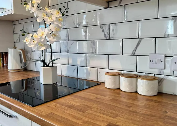 Orchid - 3-bedroom In Filton, Holiday home