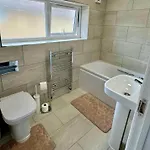 Σπίτι διακοπών Orchid - 3-bedroom In Filton,